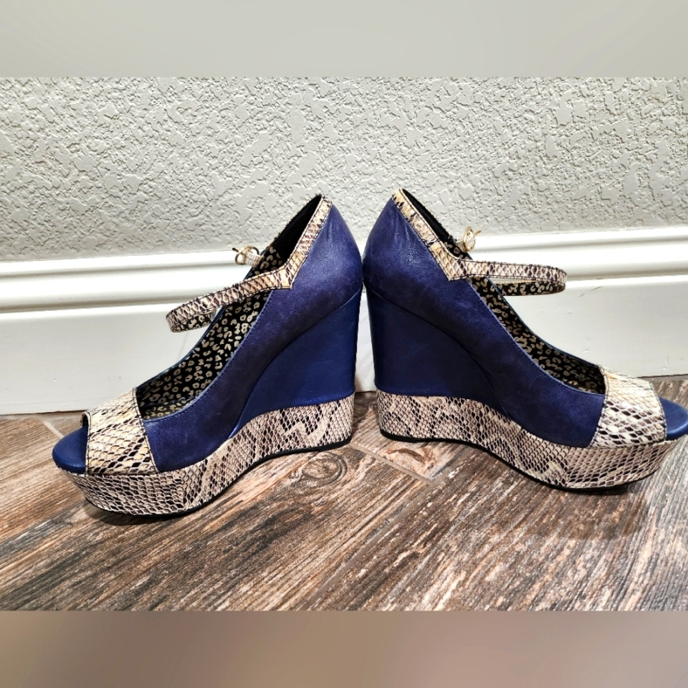 Standout Wedges